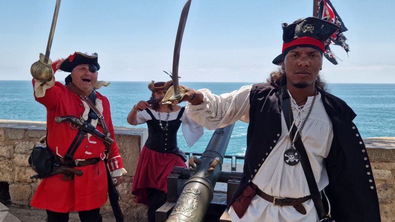 actividad de escape room exterior de piratas en peñíscola