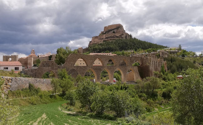 Morella etsá a 50 minutos de peñíscola y es de visita obligada